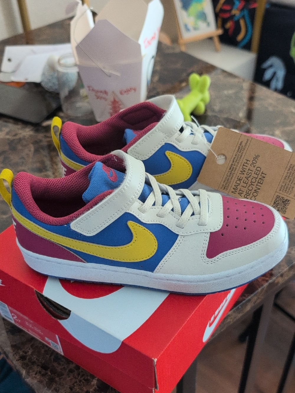 Nike Kids Low-Top Sneakers in Yellow/Blue/Pink/White